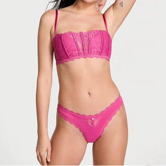 NWT- FALL 2024 DREAM ANGELS
Lace-Trim Thong Panties- size LARGE - Picture 5 of 8